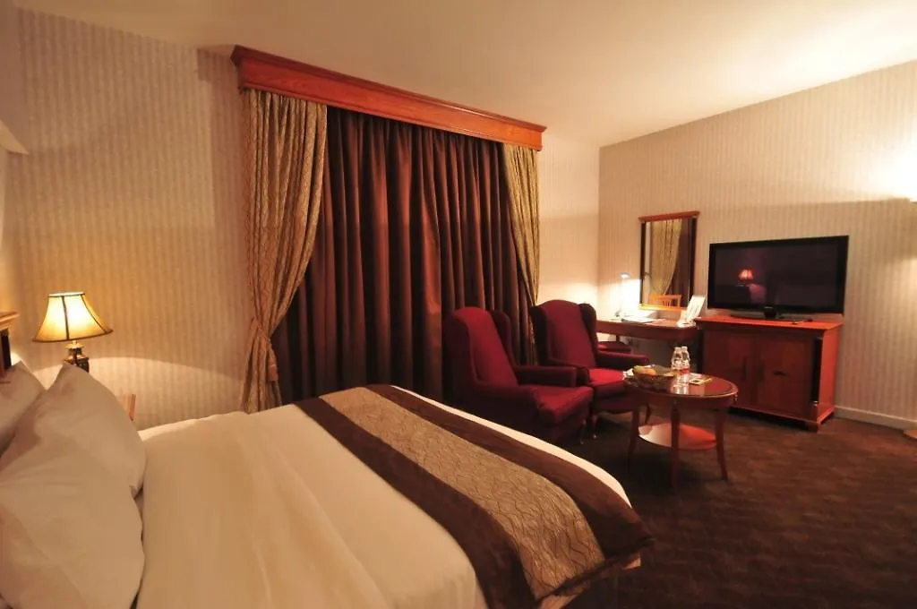 Abjad Grand Hotel Dubai 4*,